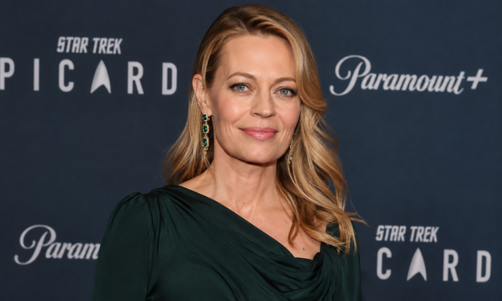 Jeri Ryan net worth and Star Trek actress portrait